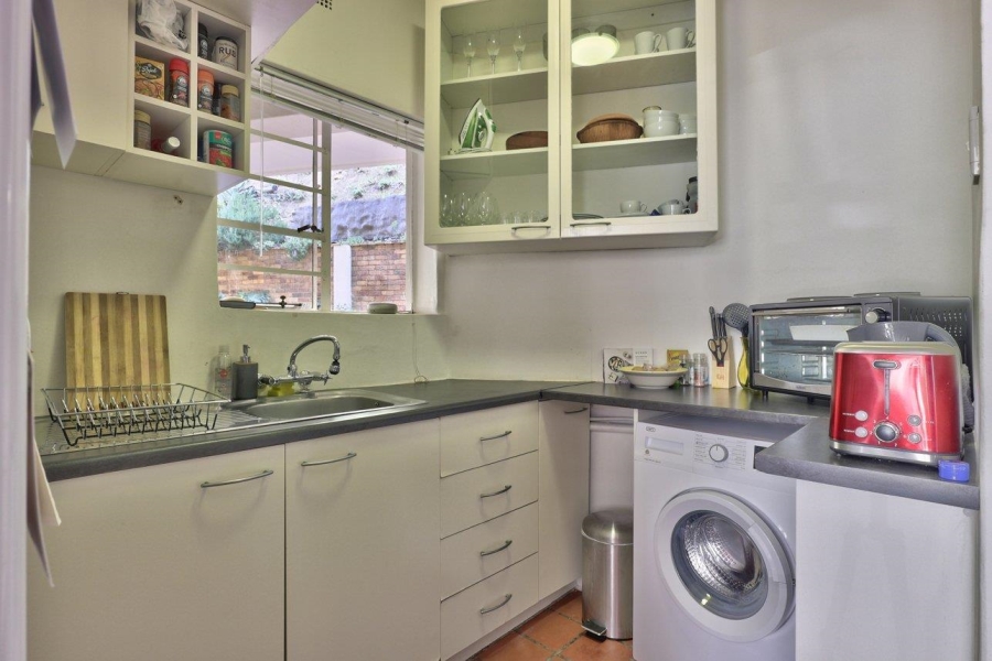 To Let 0 Bedroom Property for Rent in Sea Point Western Cape